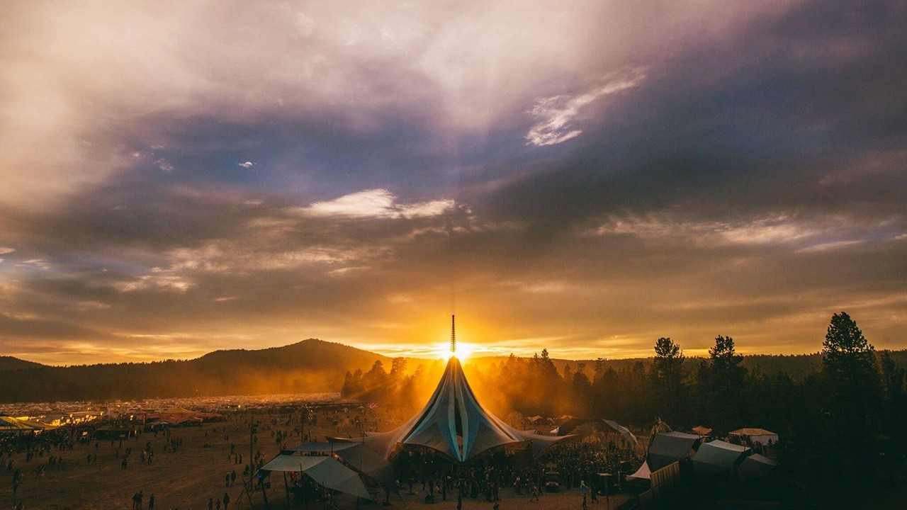 Sunrise over sun stage